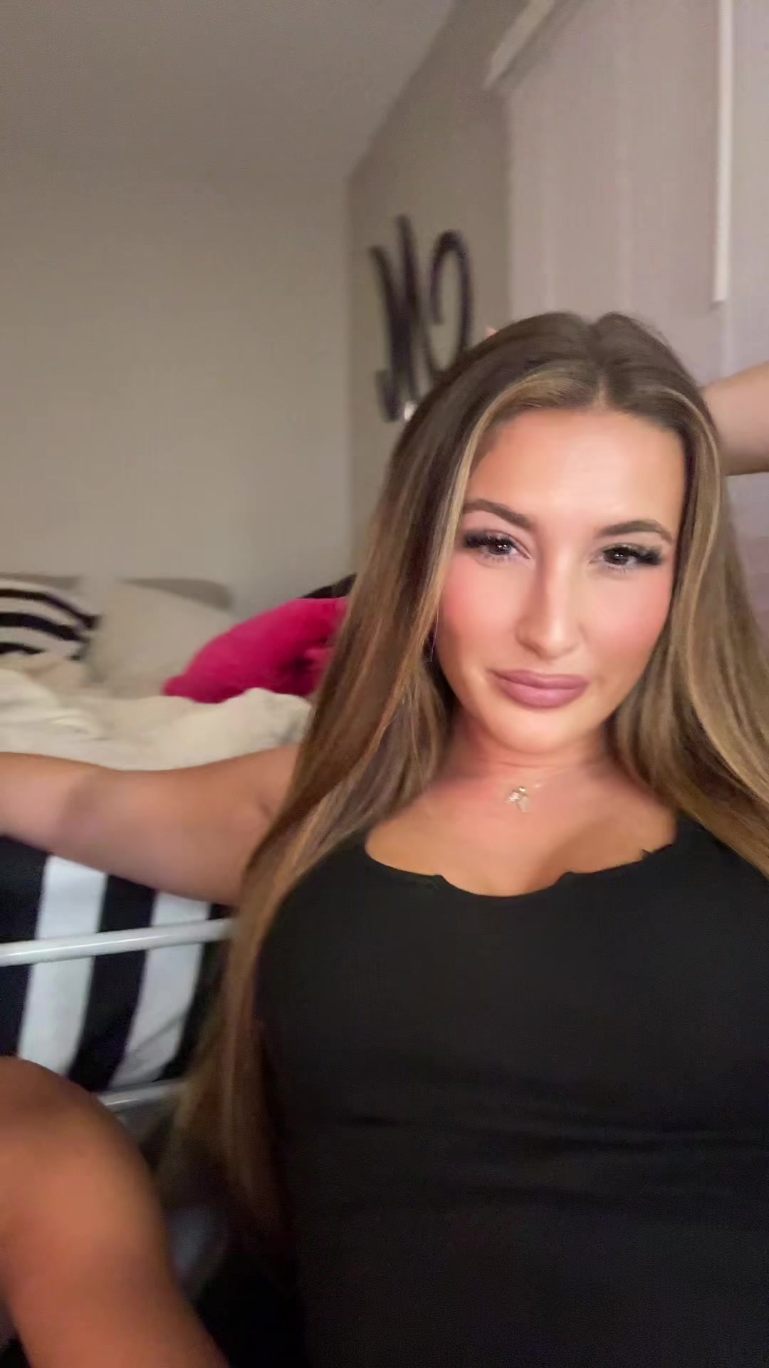 @Amina