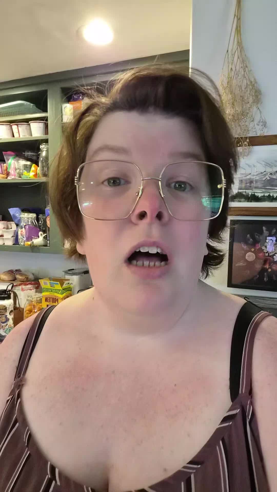 @Nealashitposts