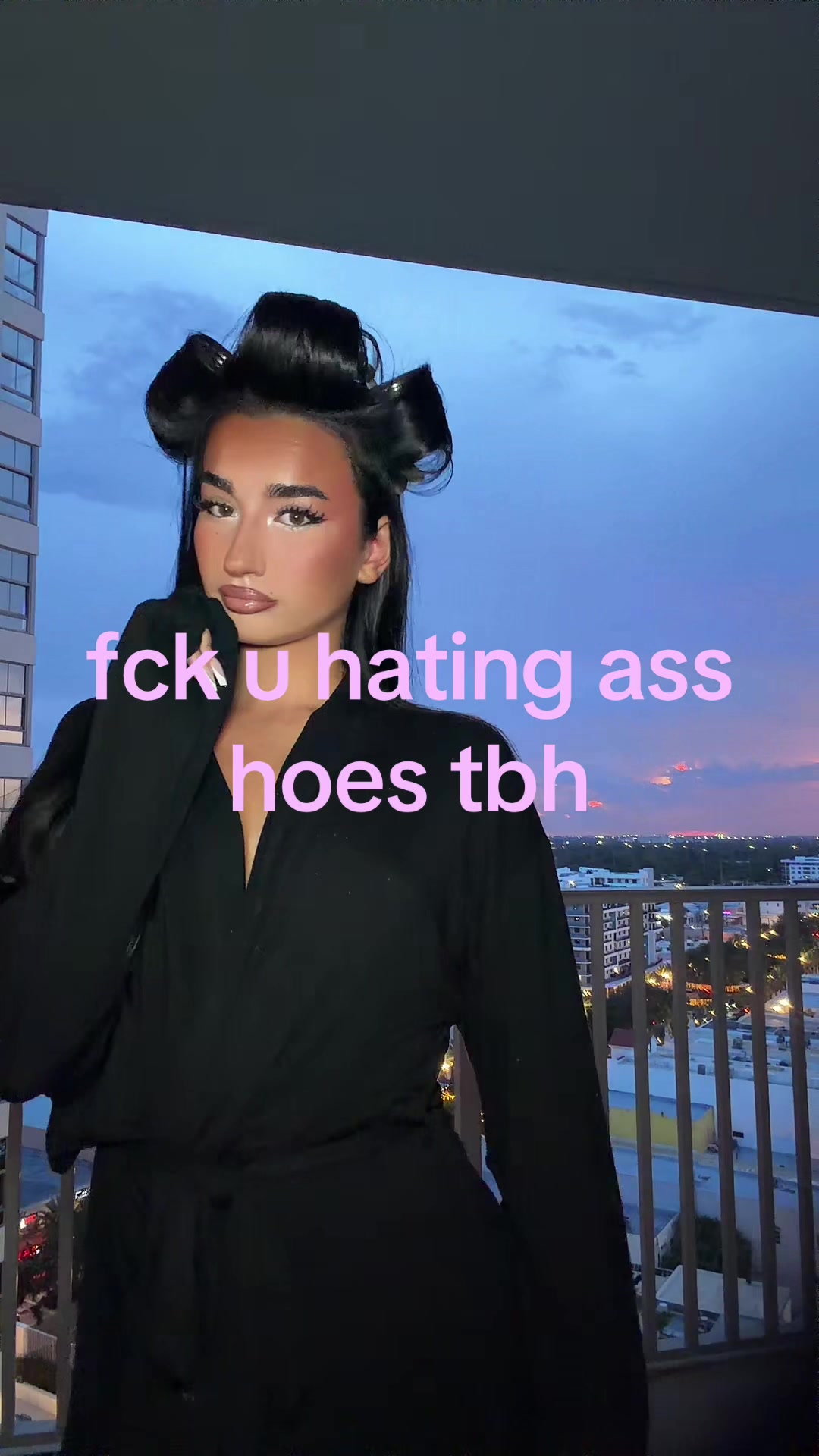 @taylorxviolet