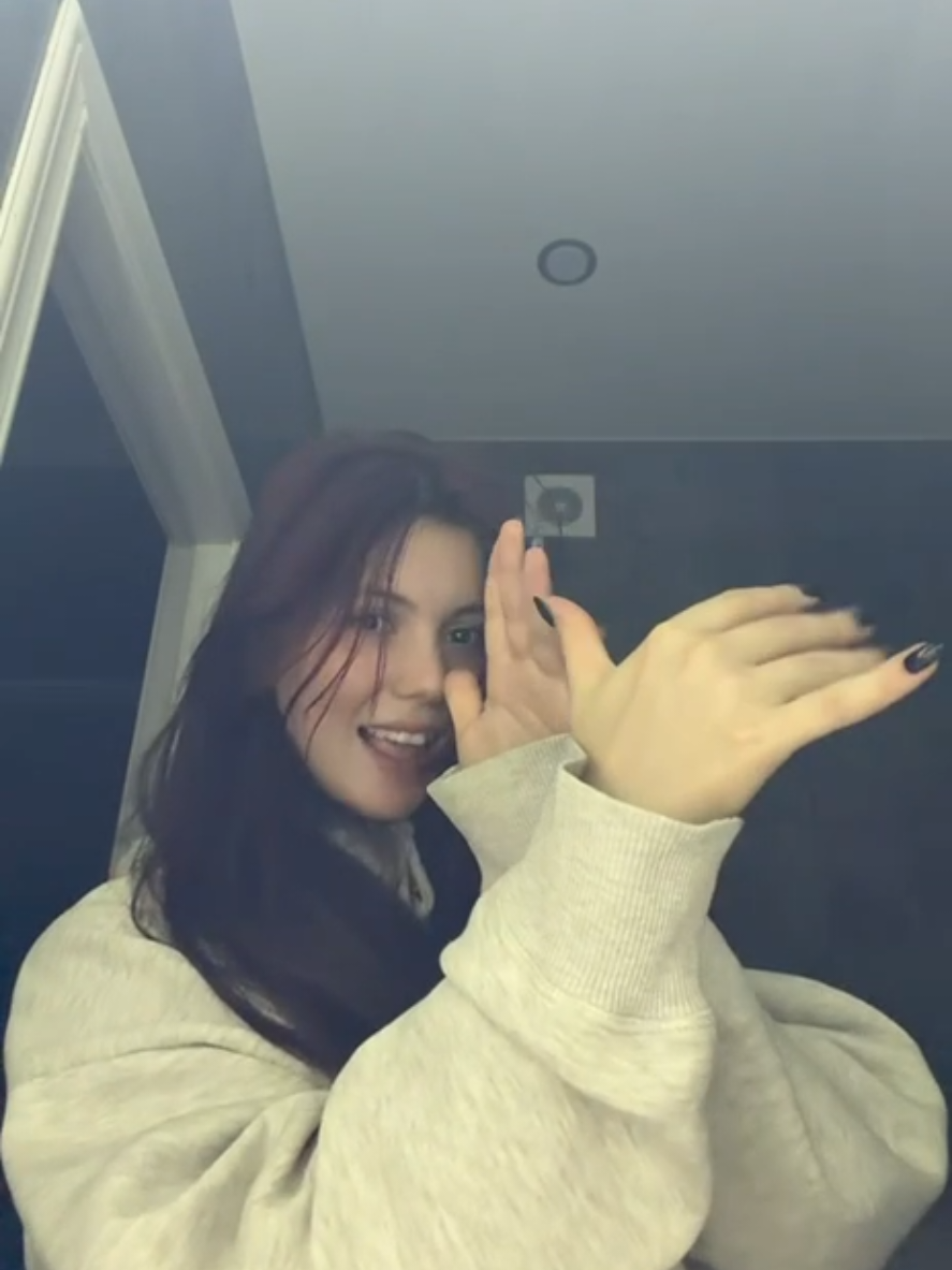 @Sophie.