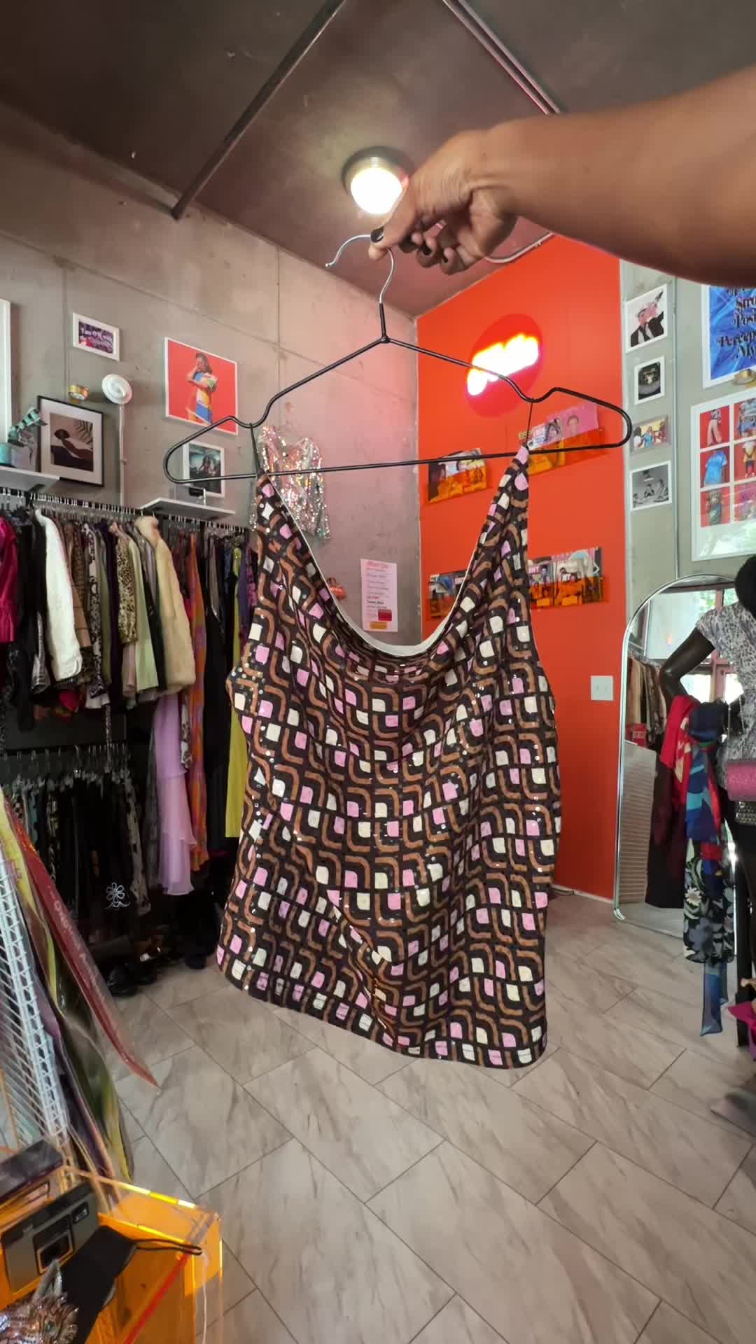 @NelloVintage