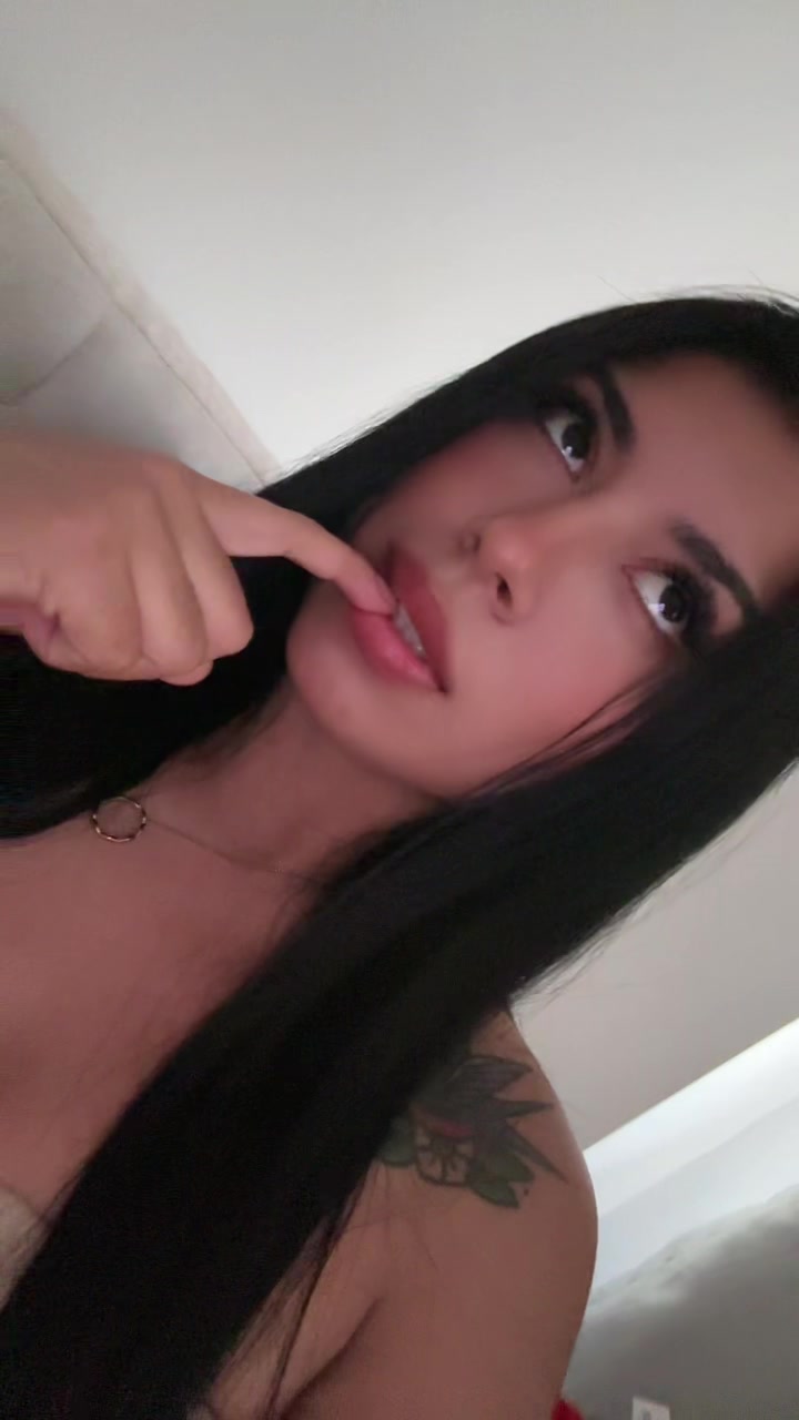 @Valentinavivian🦋