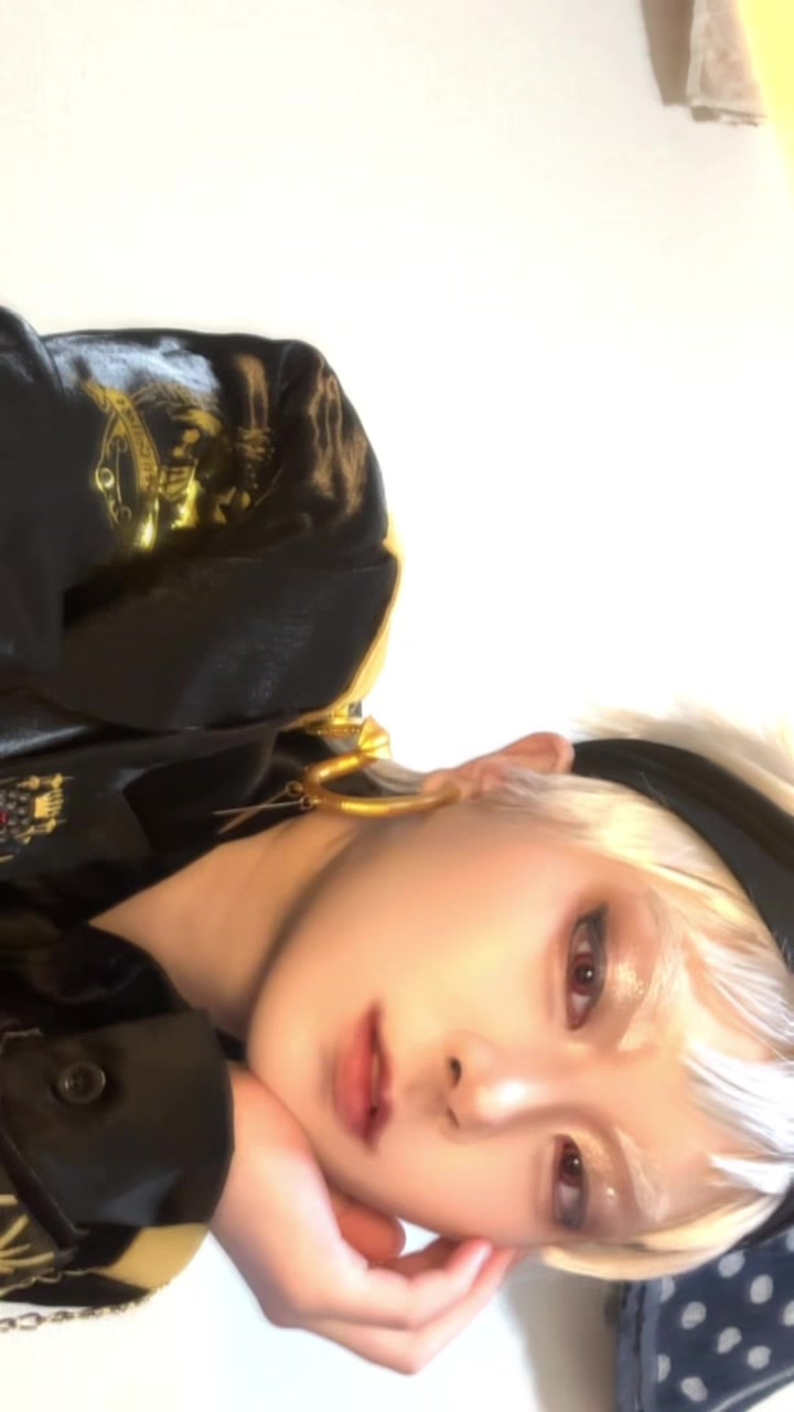 @もみじぃ
