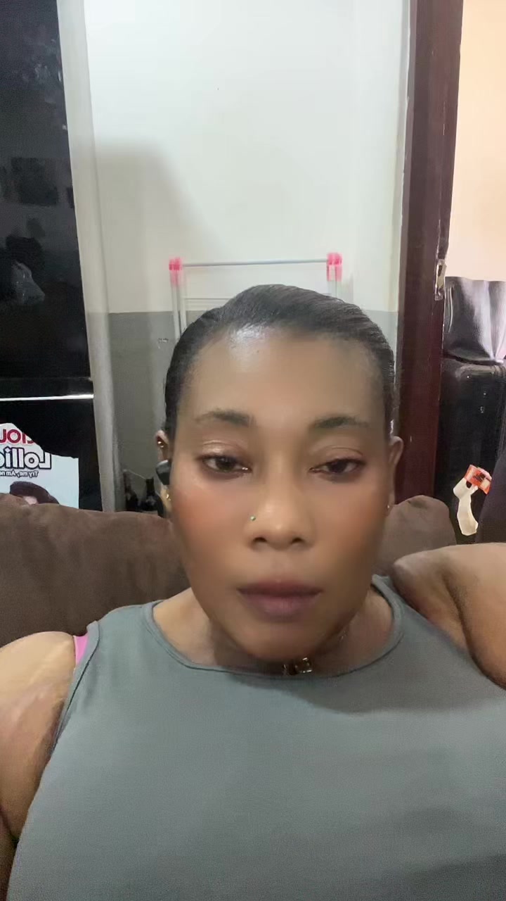 @Darlinggirlbello