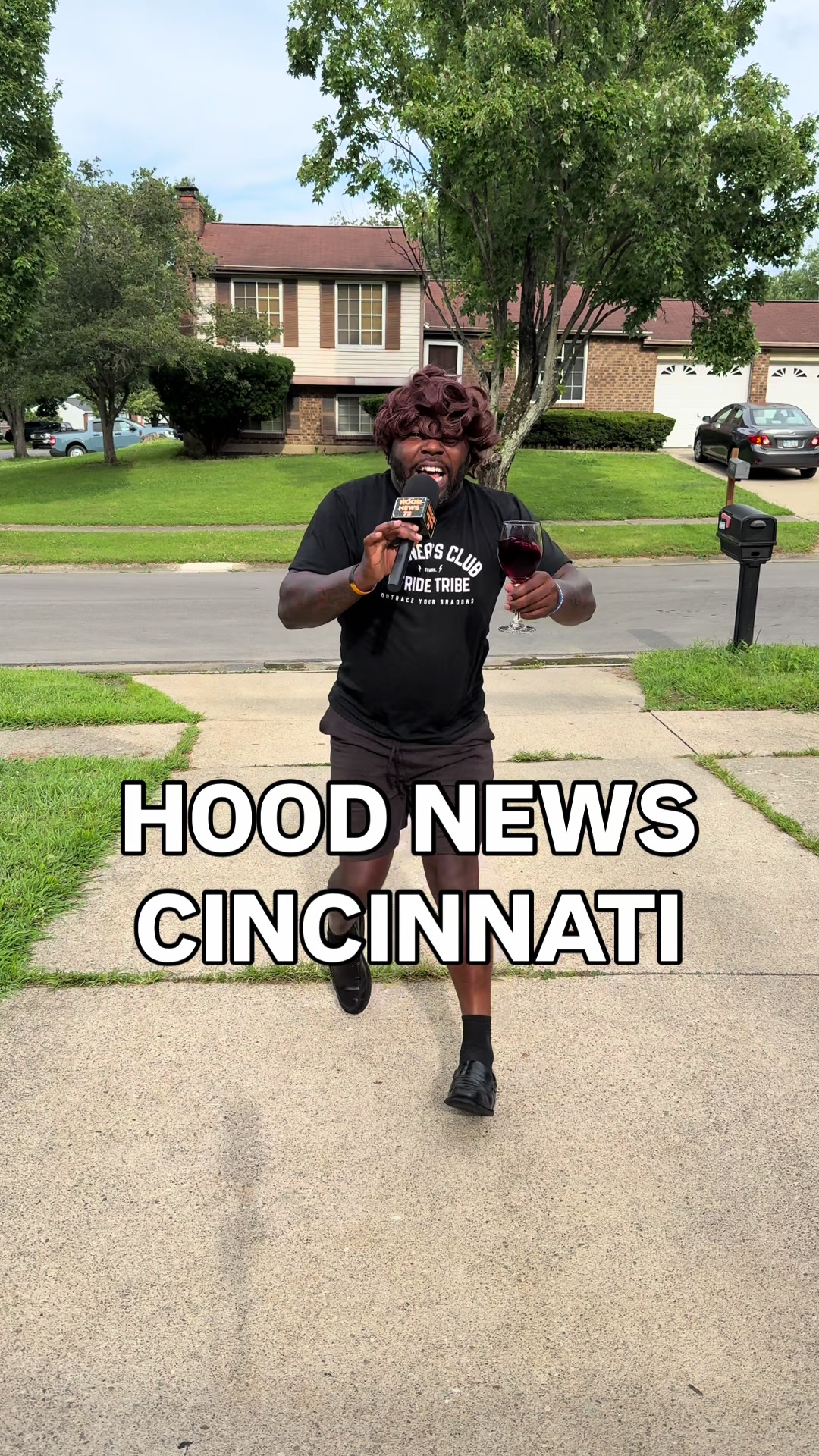 @Hood News
