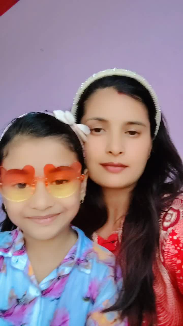 @रियानाको मम्मि👩👦
