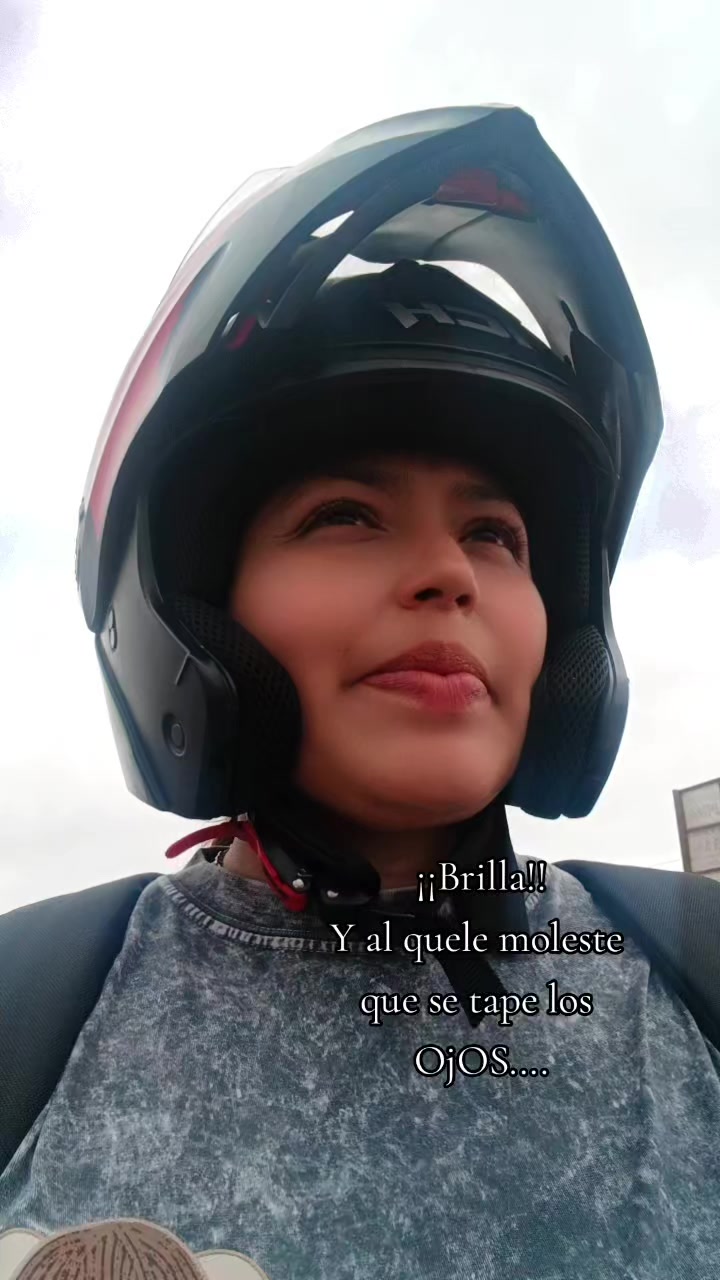 @ANILU🥰