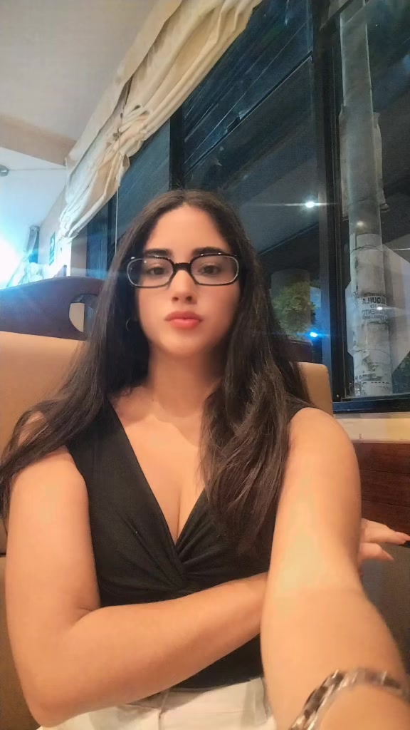 @Pamela Castro