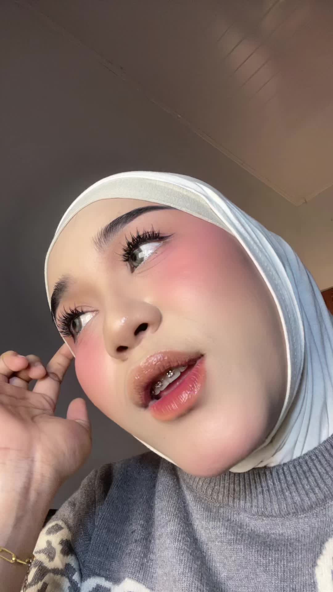 @Faniii˚✿˖°