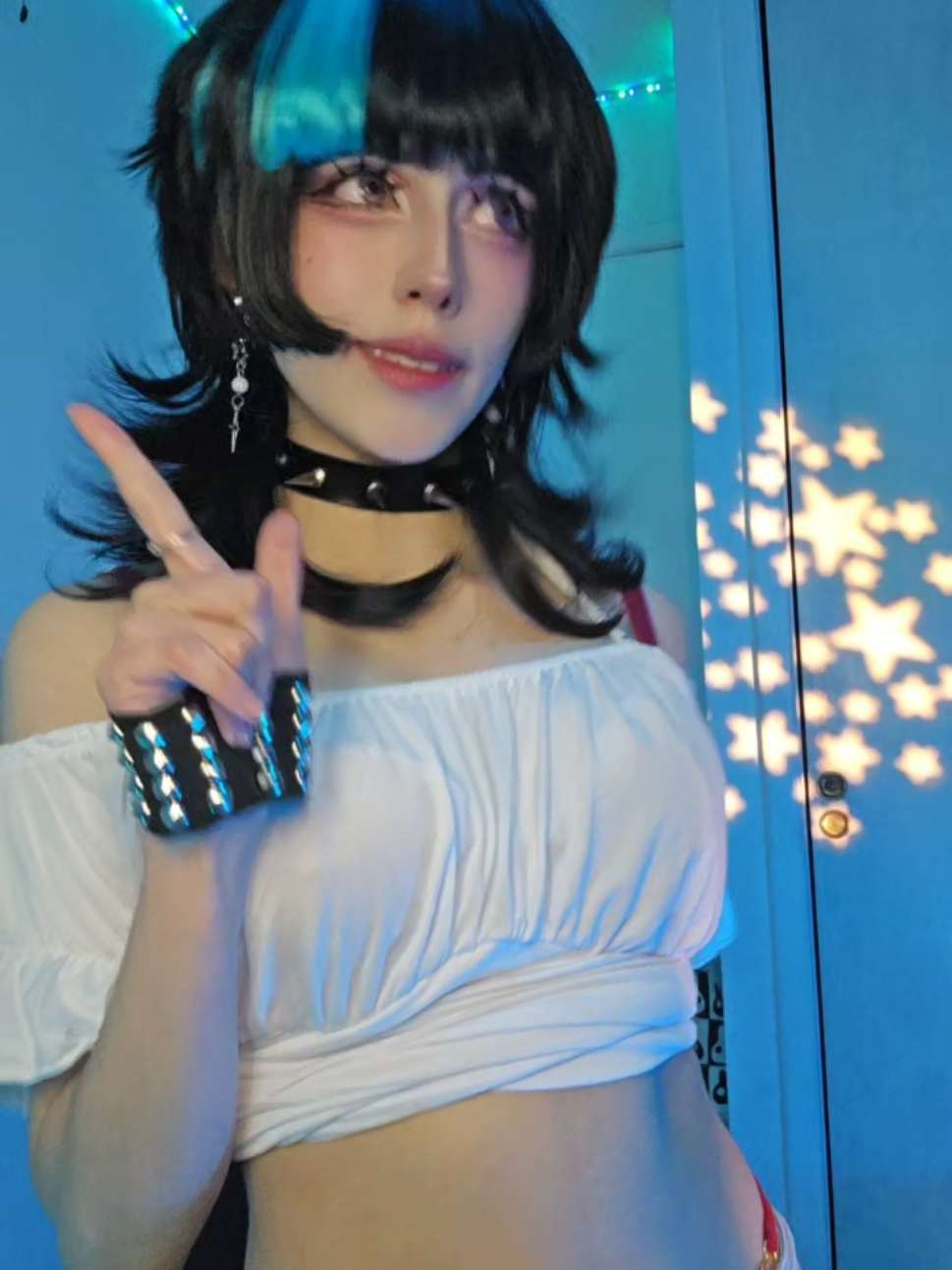 @Mondrag&oacute;n ✧