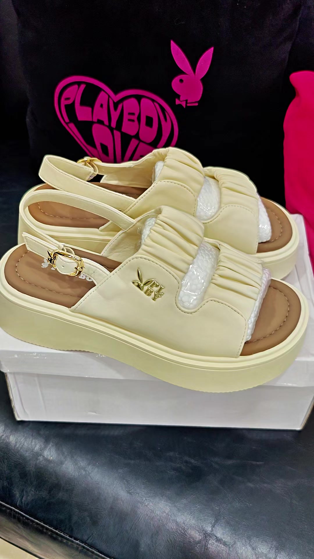 @janneshop20