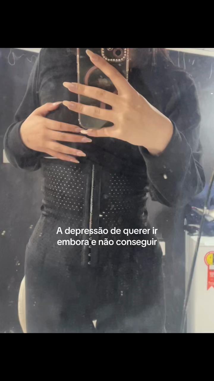 @nicolly
