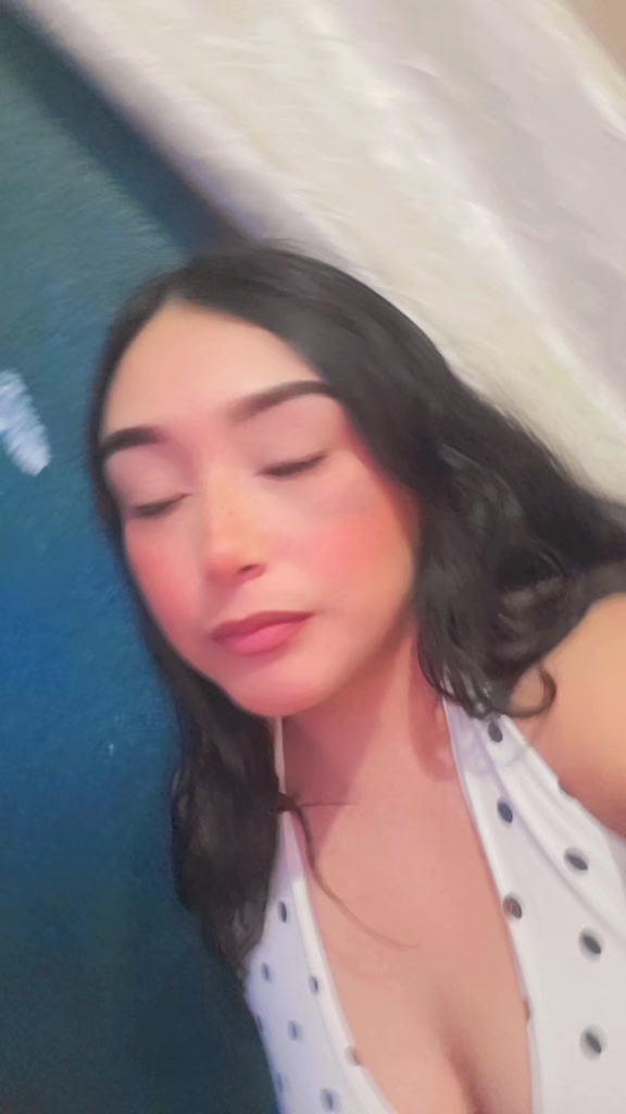 @less💚