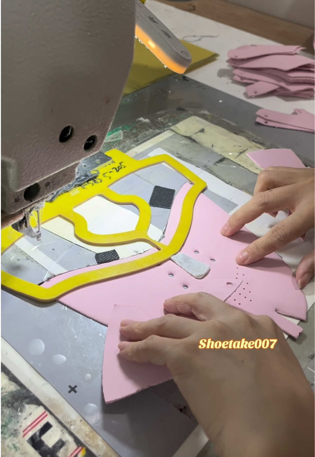@SHOETAKE
