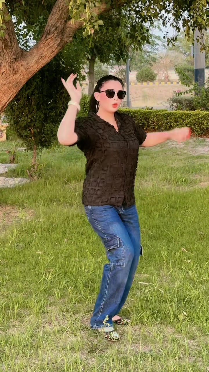 @RimshaKhanofficial