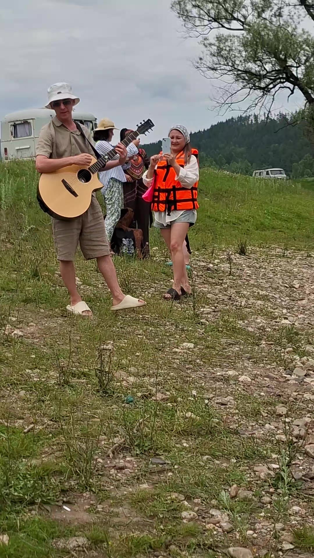 @Динара