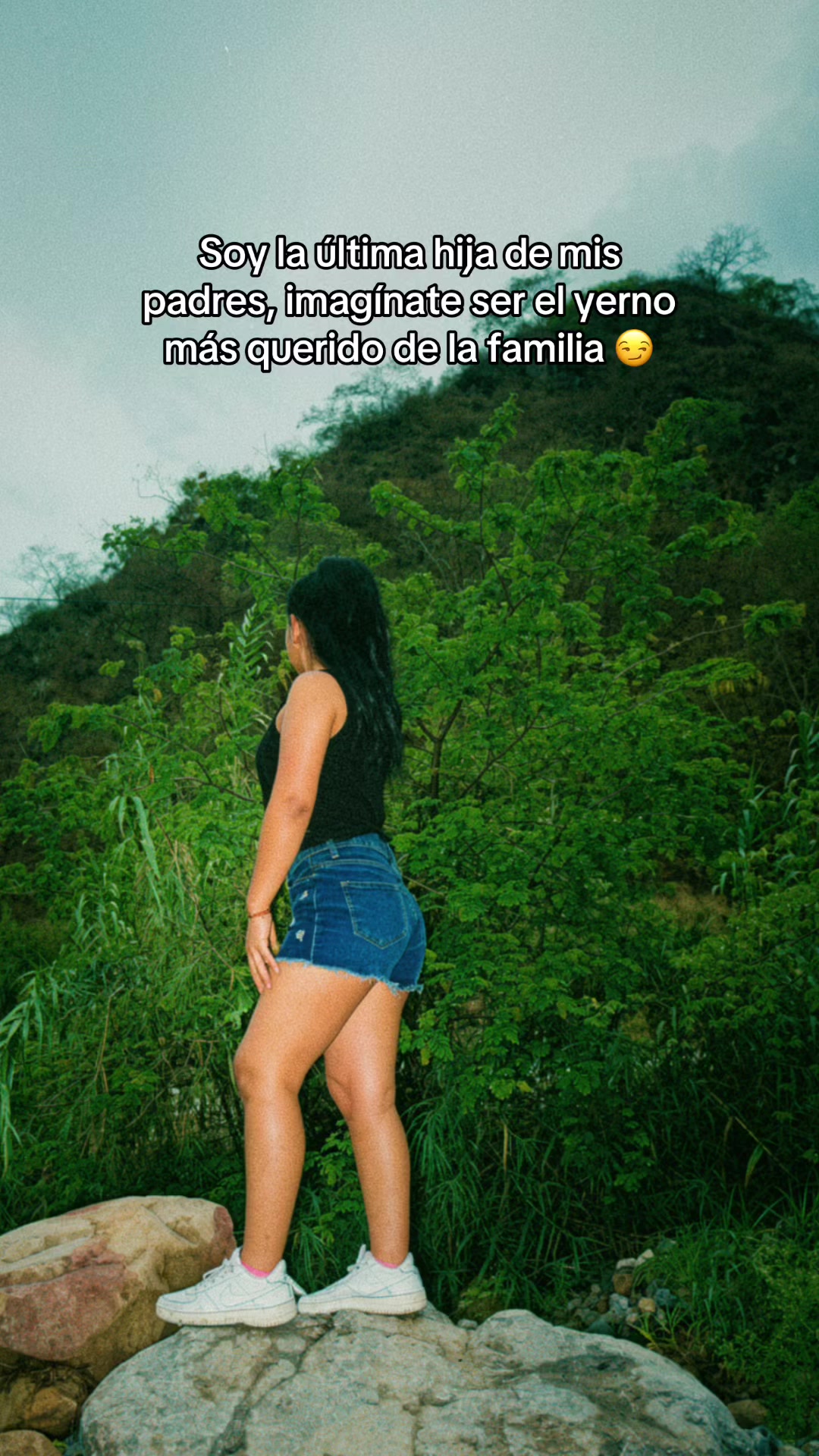 @JULIANA RAFAILE.