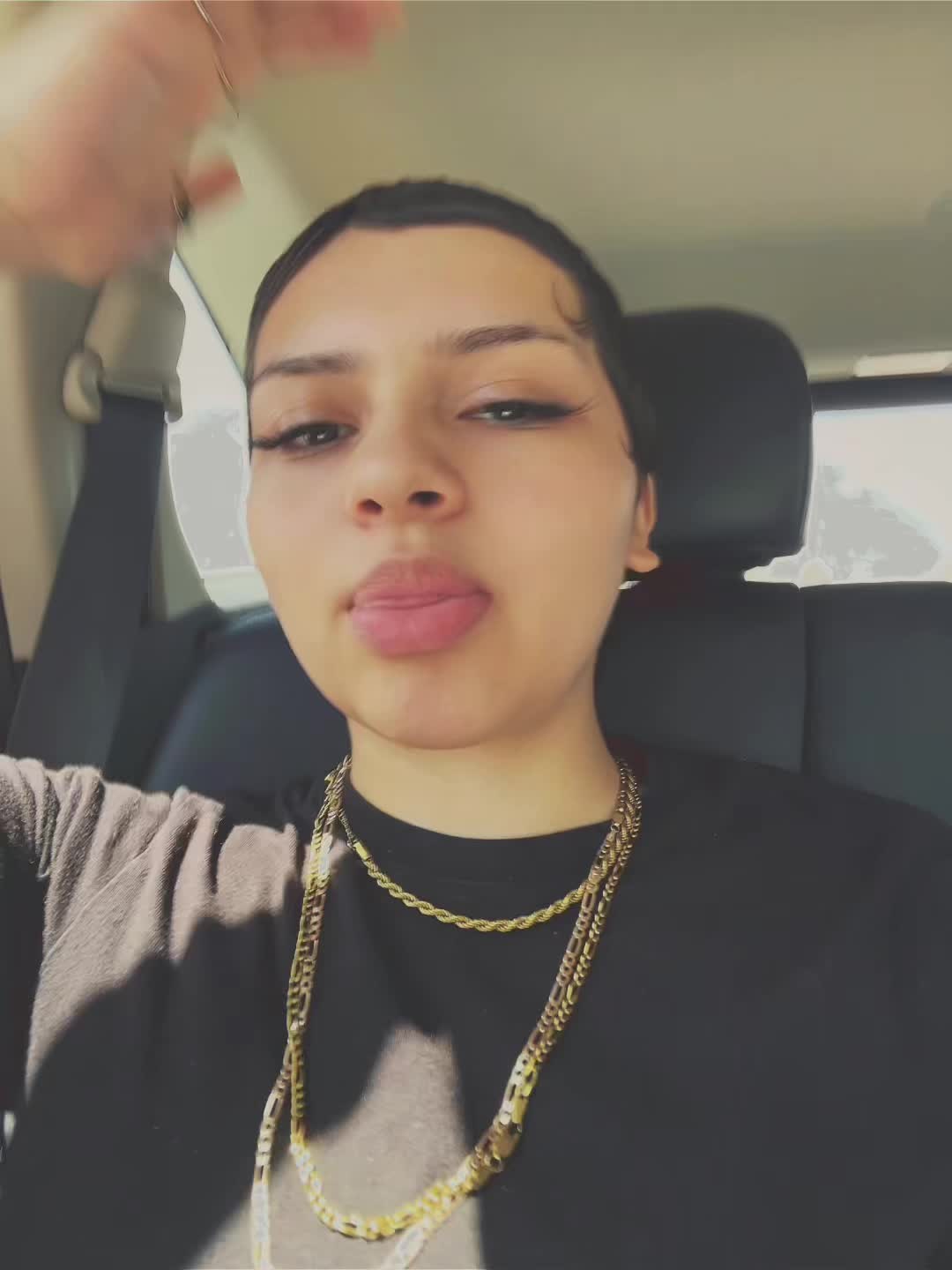 @AliveAlaine