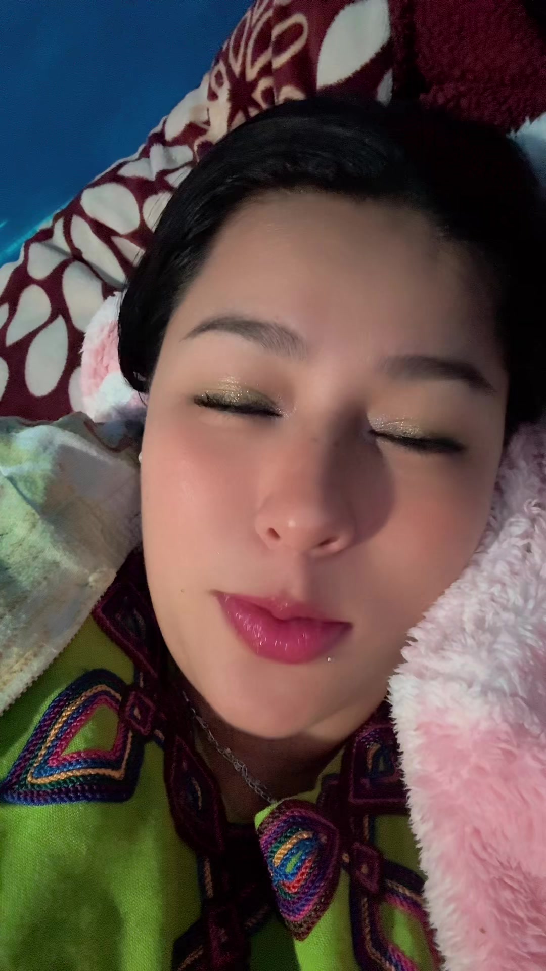 @Azucena