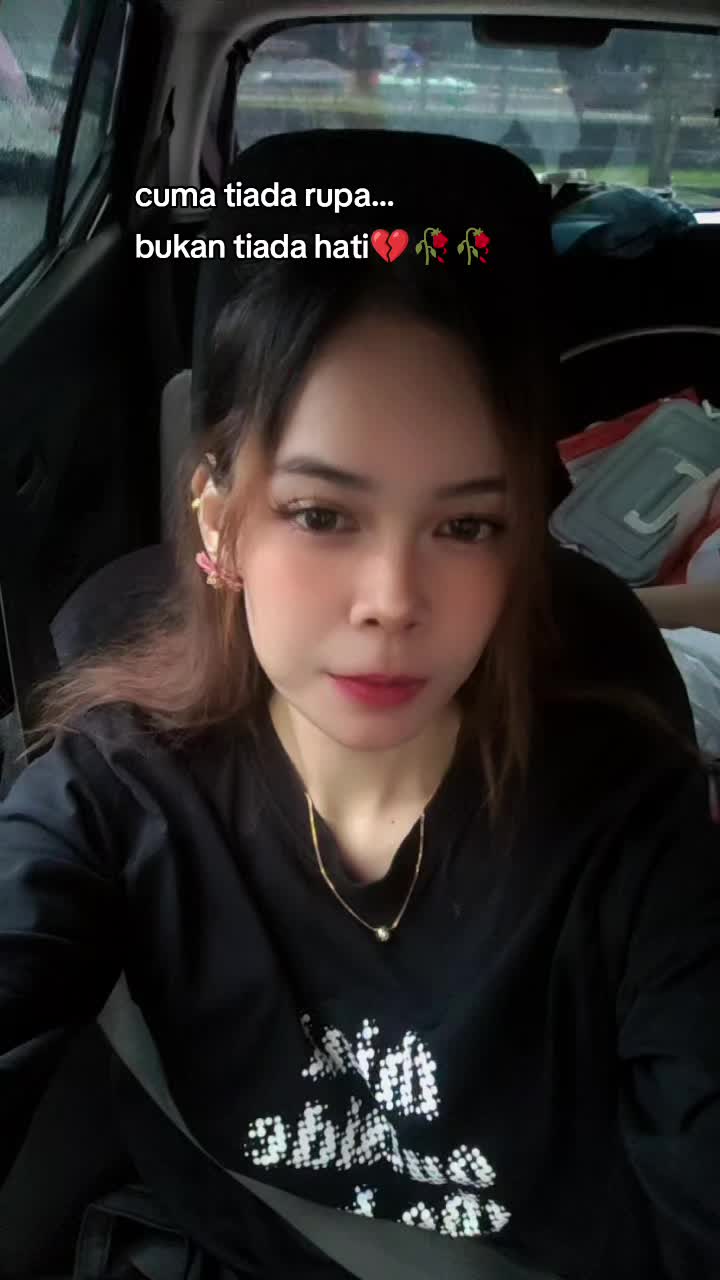 @lovely amy