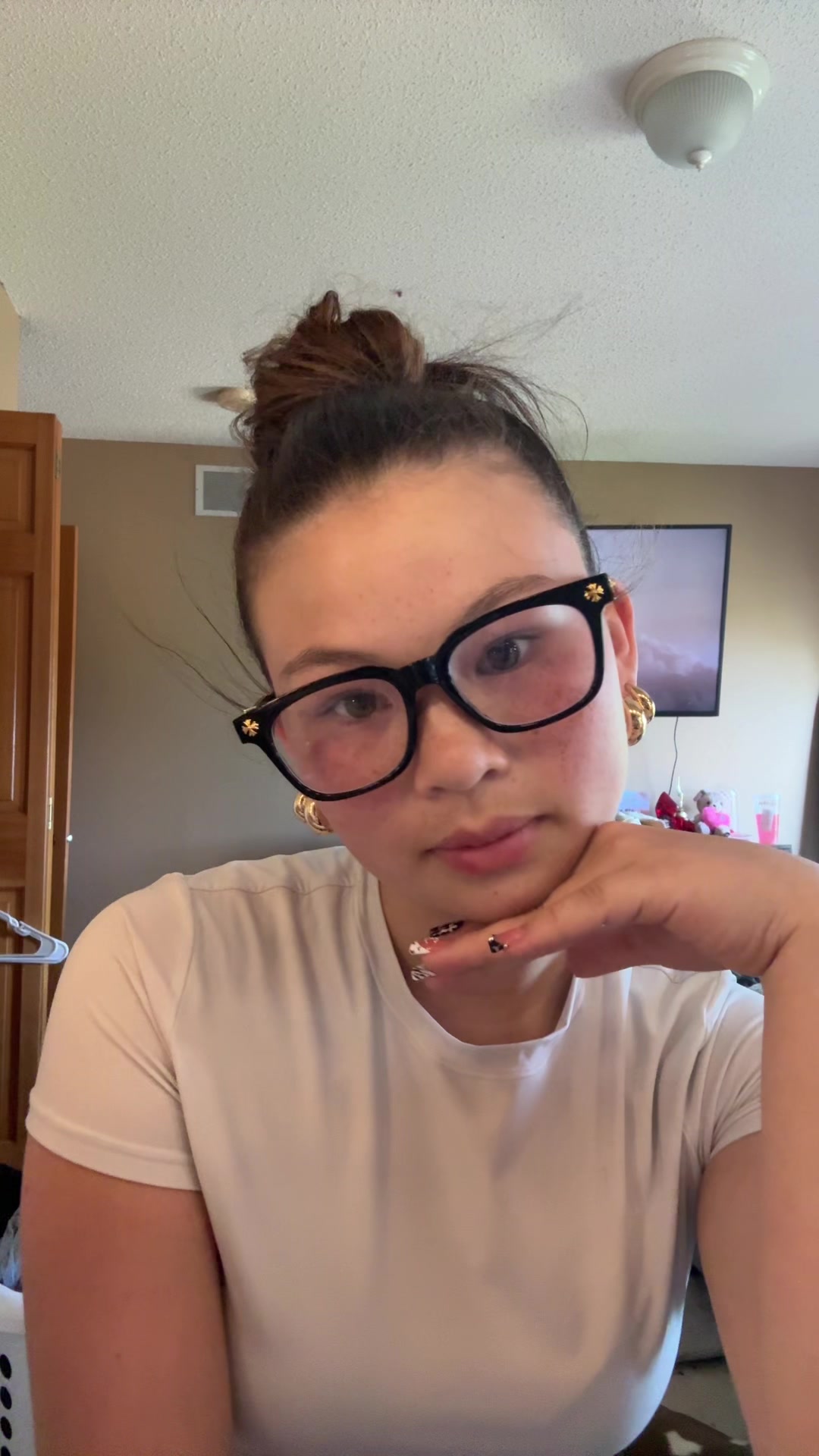 @idkimjustacurlyheadasian