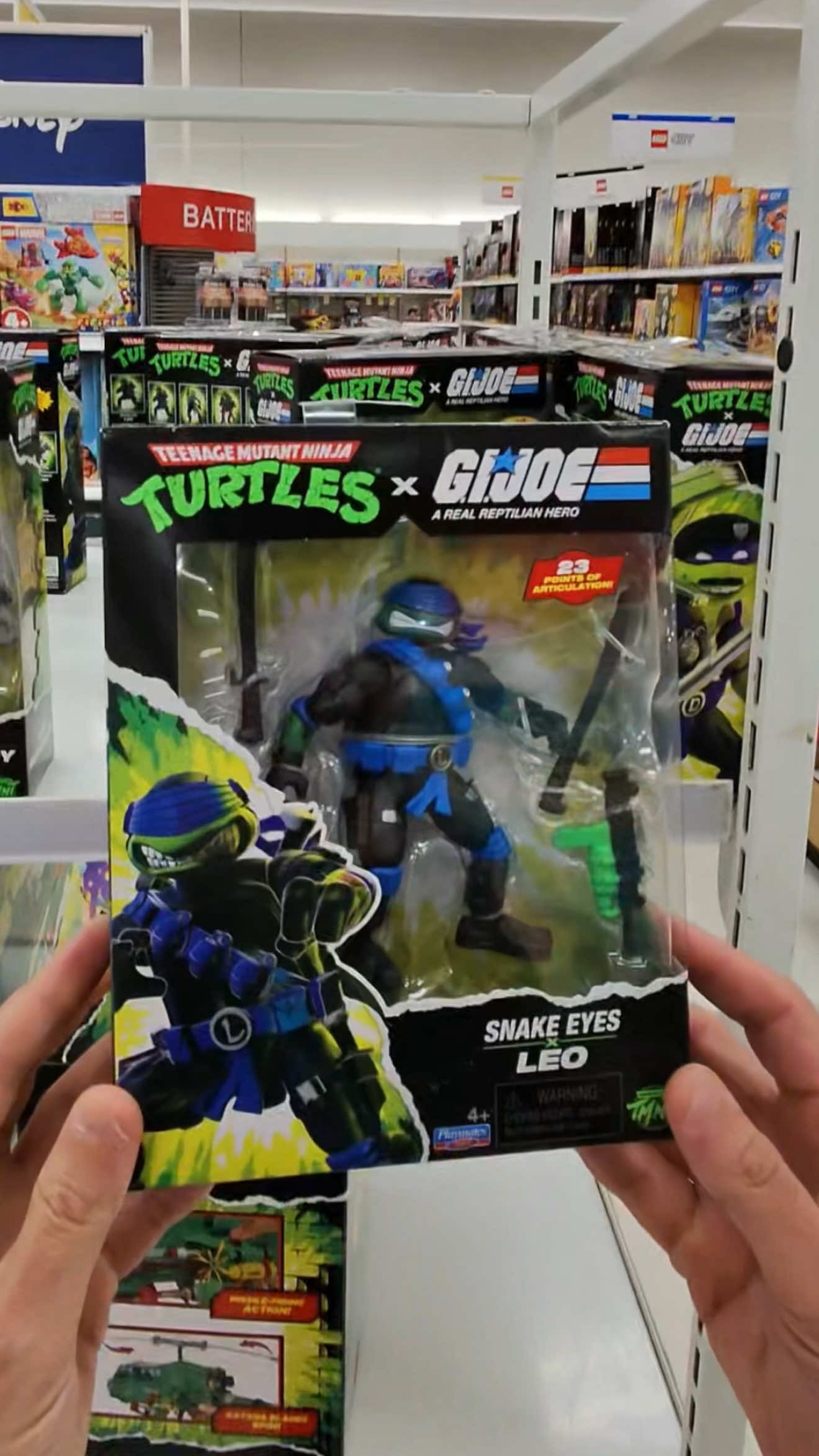 @Comics, Toys & Travels