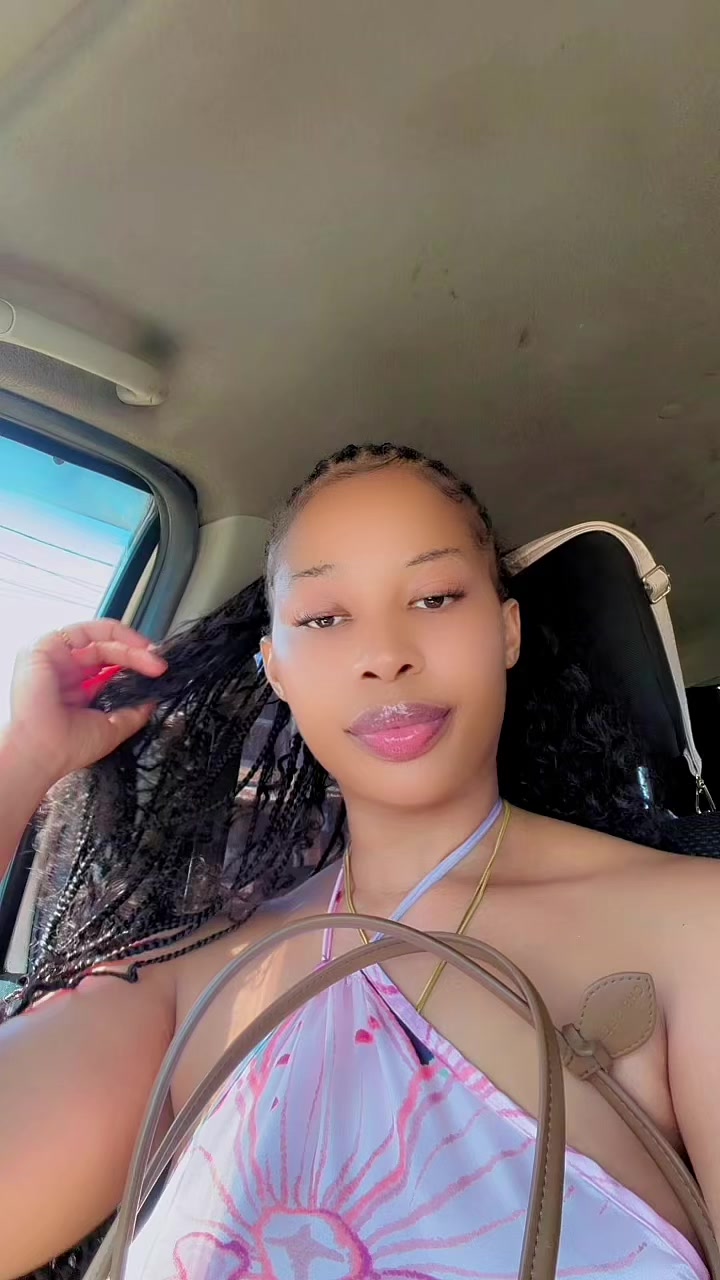 @OFFICIALKIMNANA📸