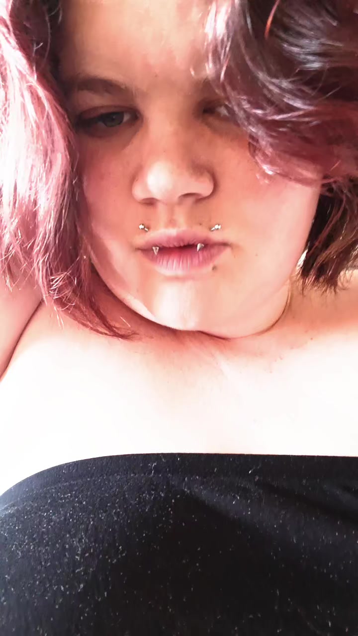 @<3