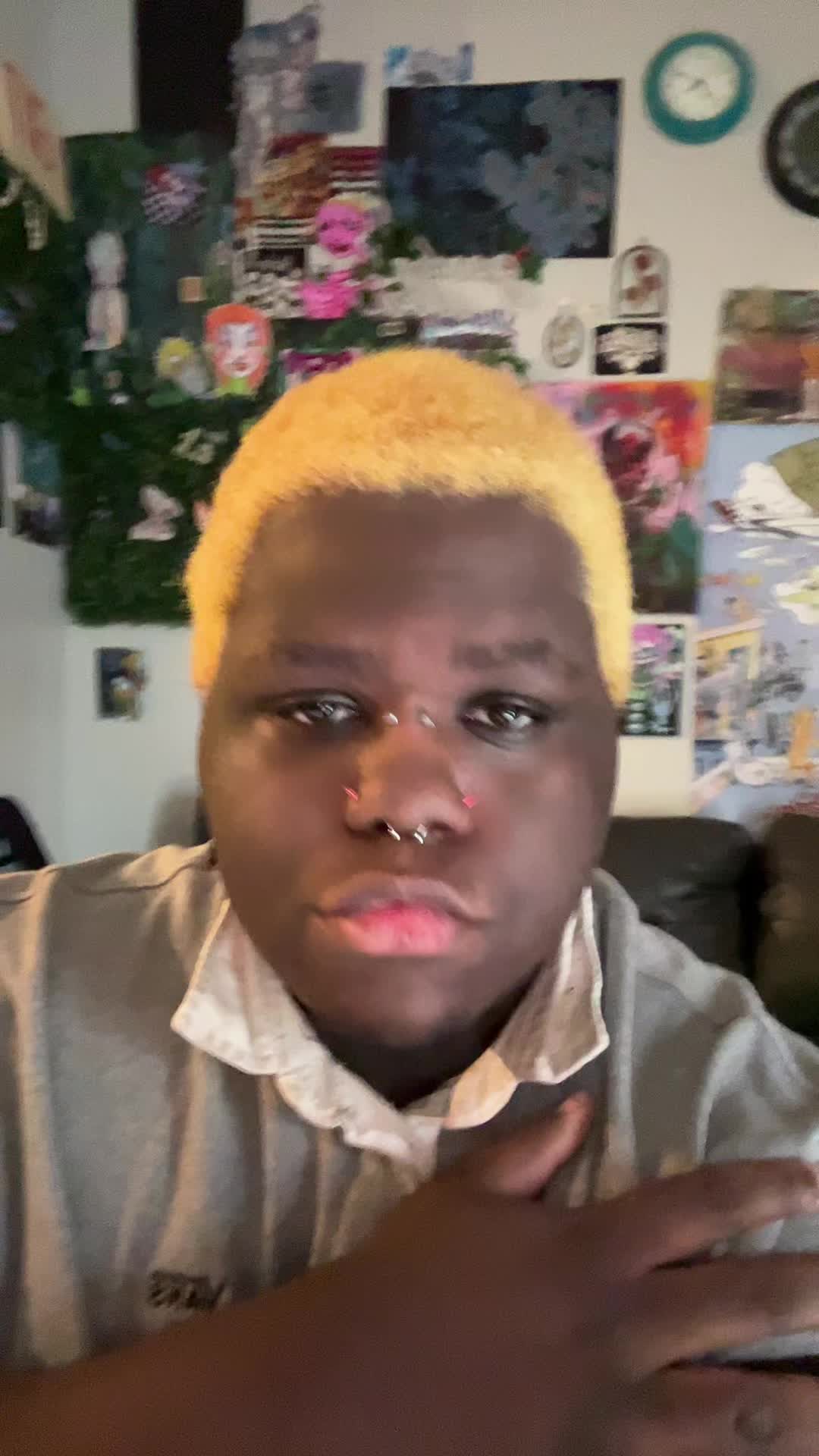 @ant 🦇🖤