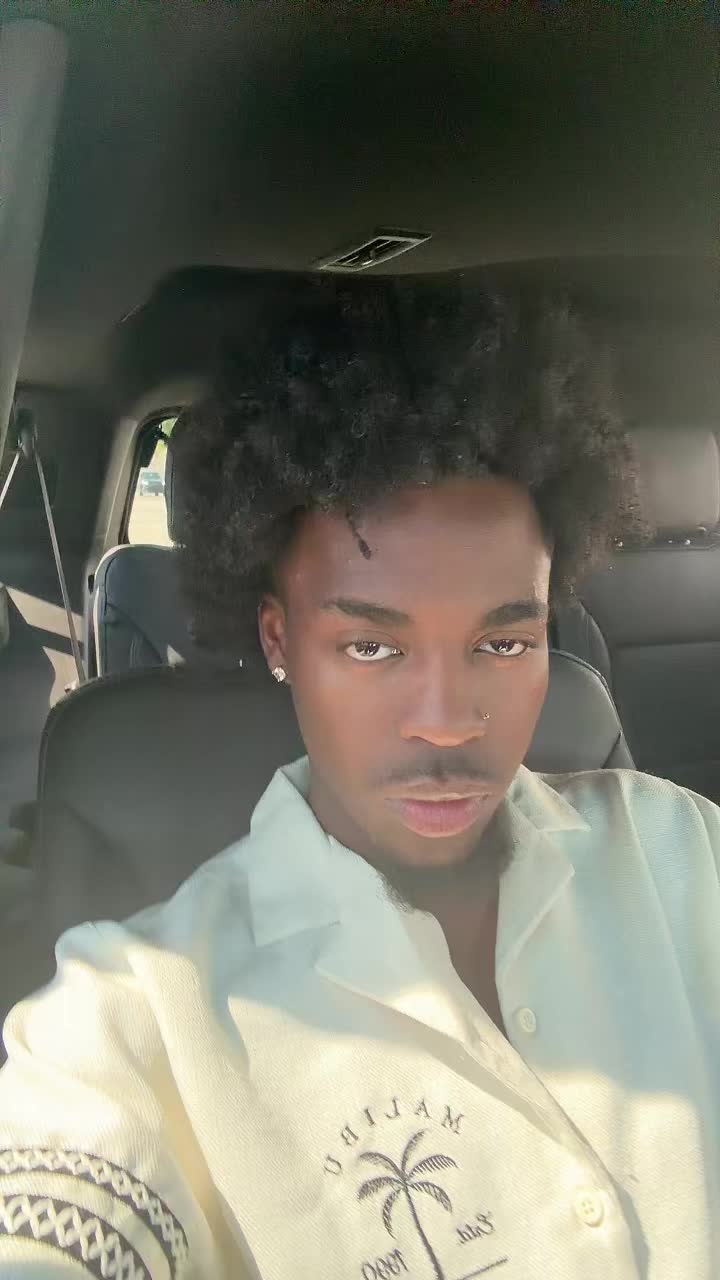 @𝙢𝙖𝙞𝙣𝙚𝙨𝙡𝙚𝙚𝙯𝙚