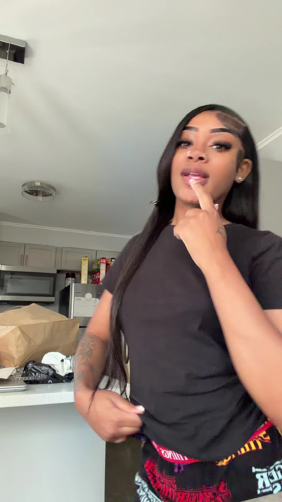 @theonlyniy__