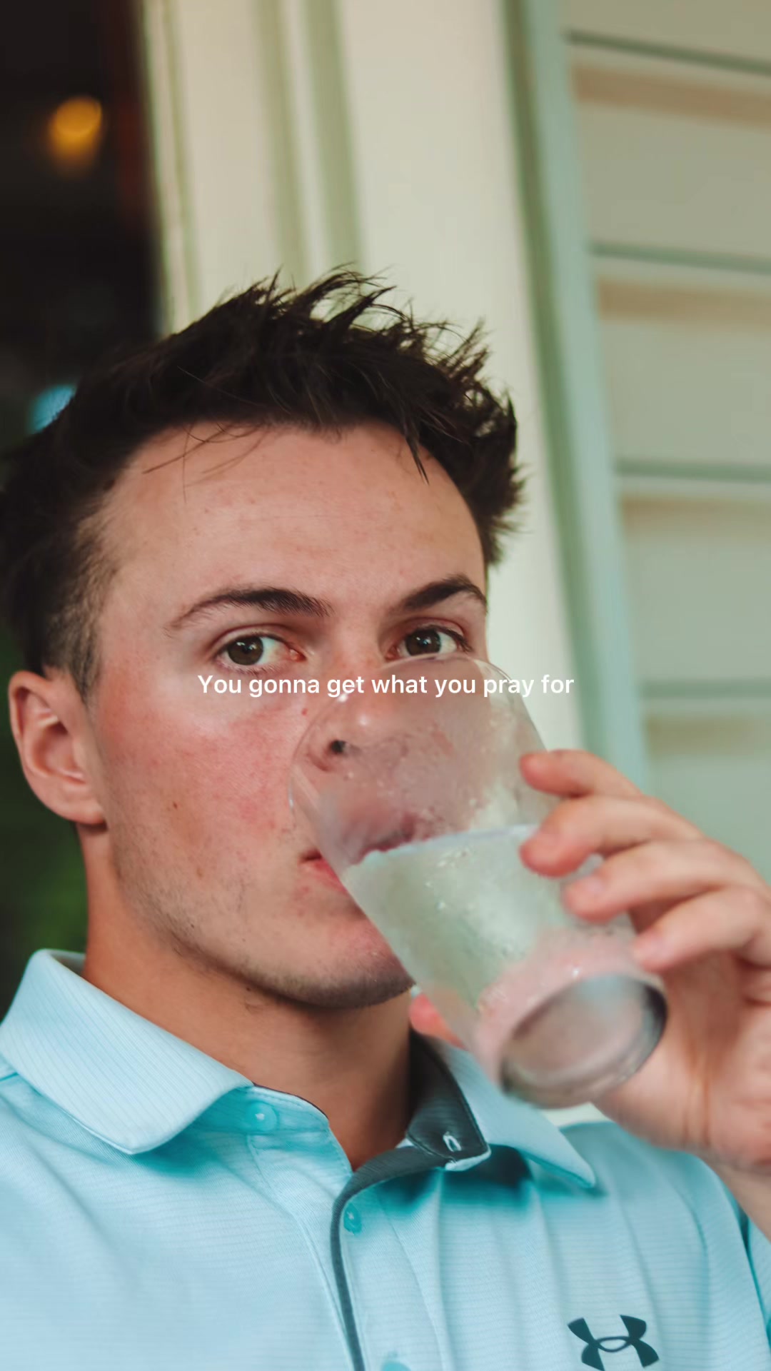 @D o m i n i c