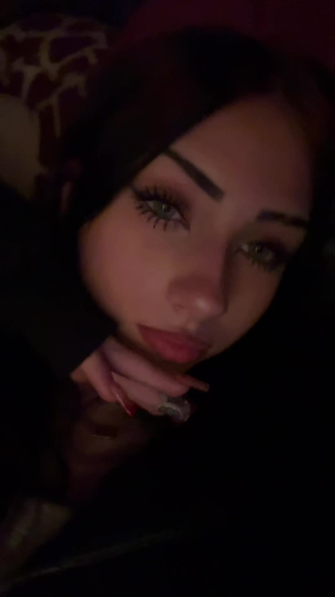 @b i t c h