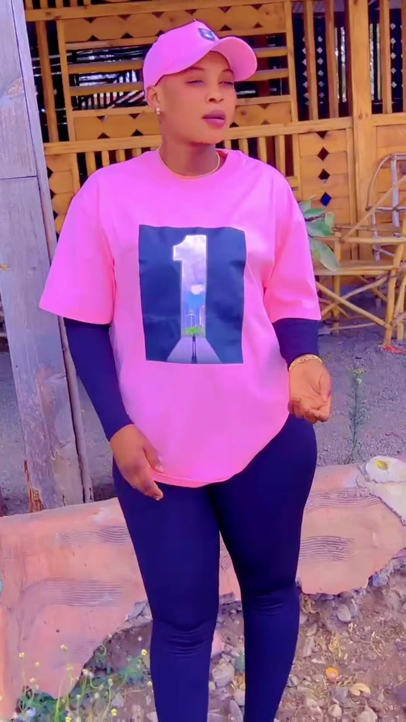 @Official vee 💕❤️