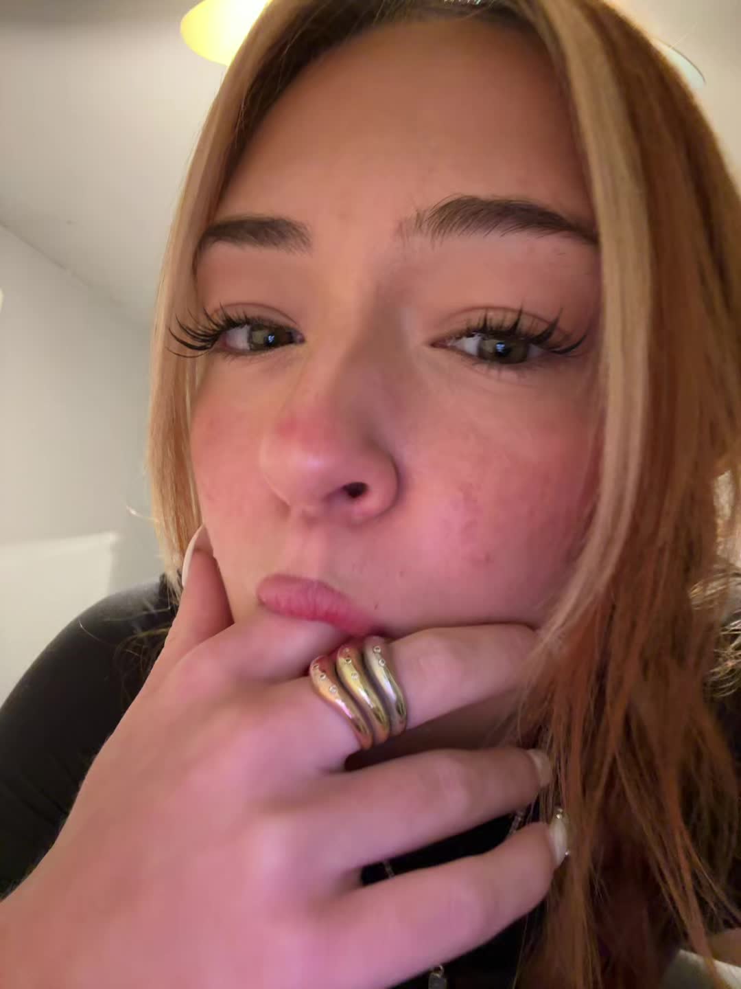 @livviesheaa