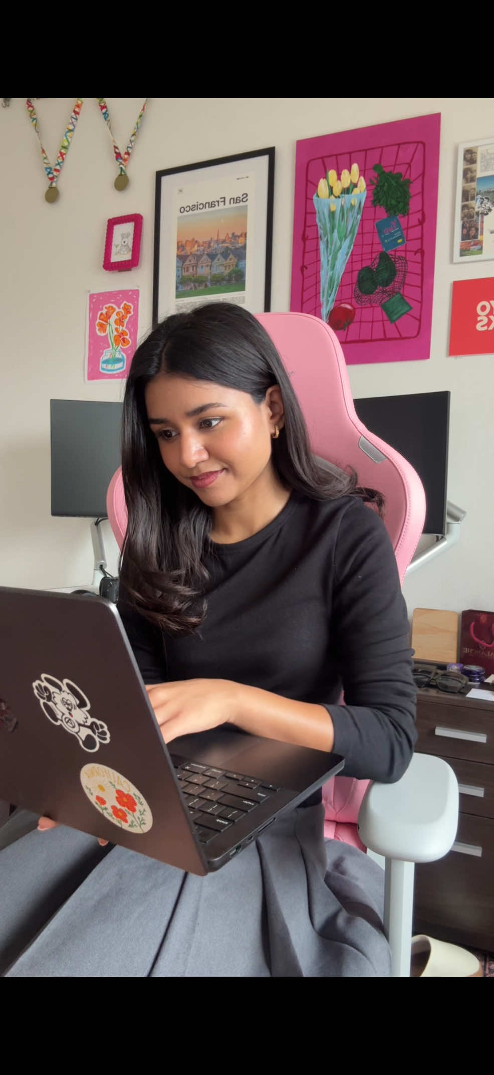 @hiananya