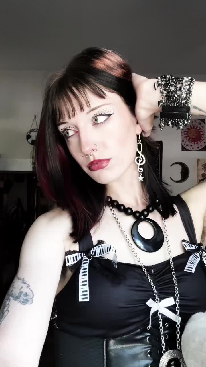 @_therealsydney_