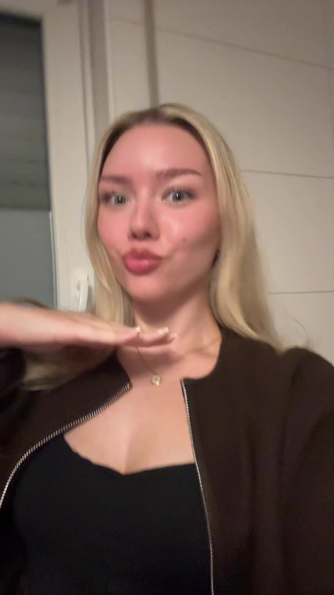 @Victoriassecretzzz