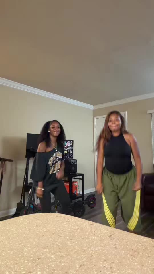 @msbabydoll_