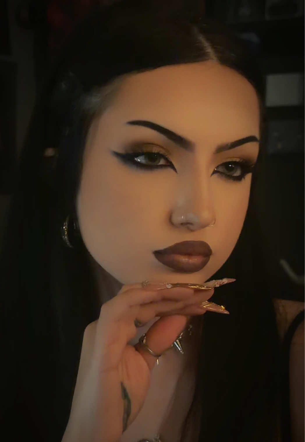 @𝔪𝔞𝔦𝔩𝔢♡