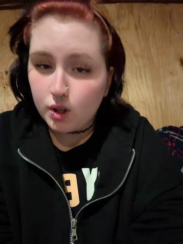 @goth-pixie