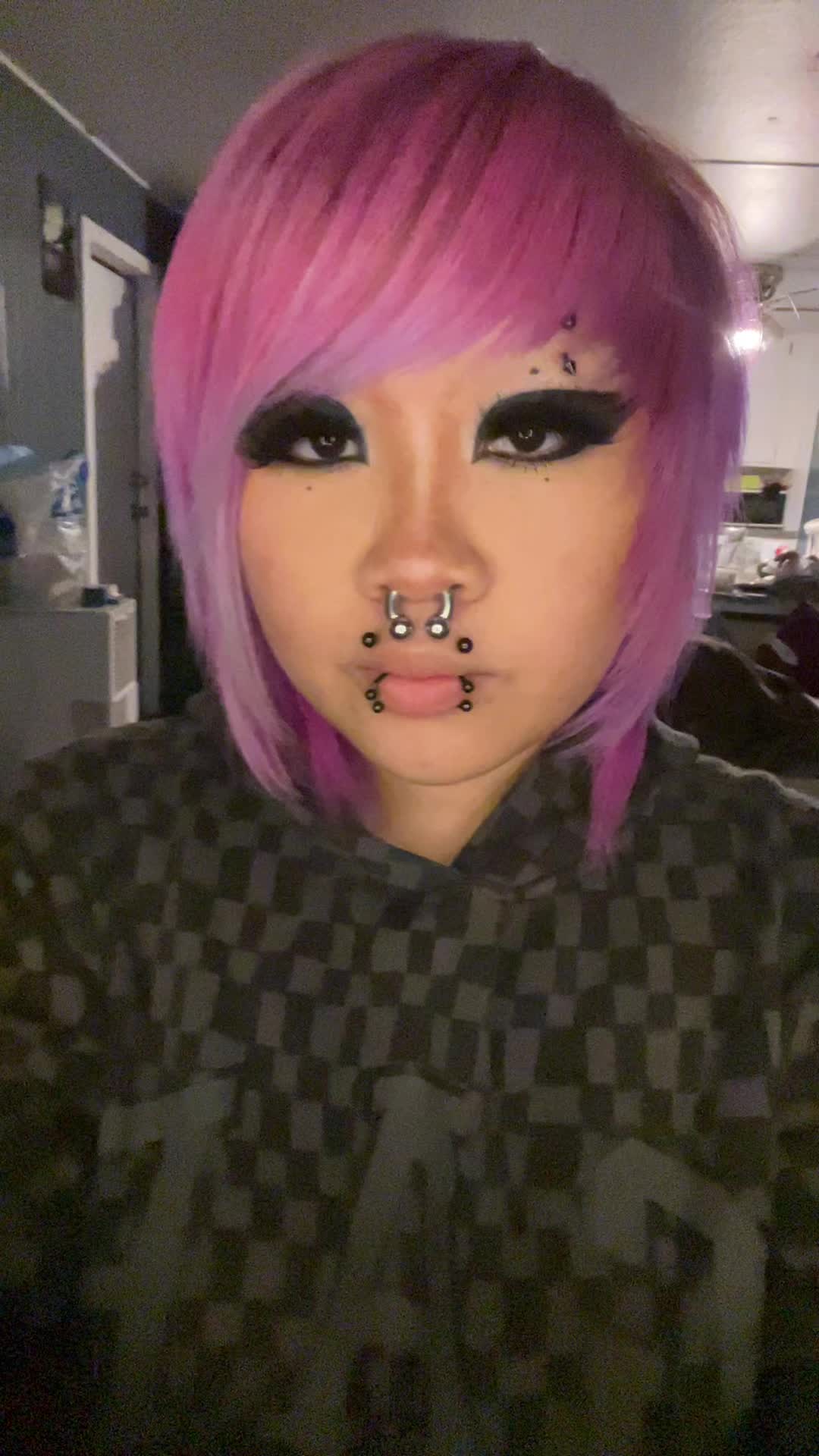 @(=^・ω・^=)