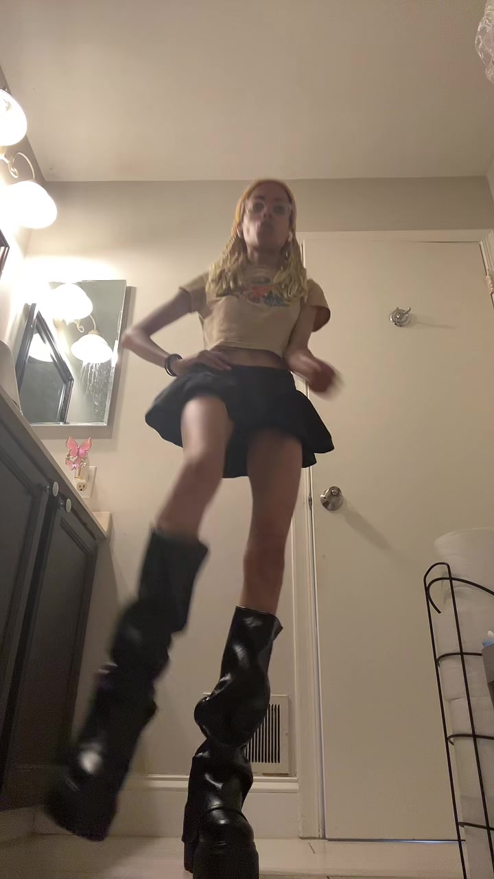 @nosmilingnini