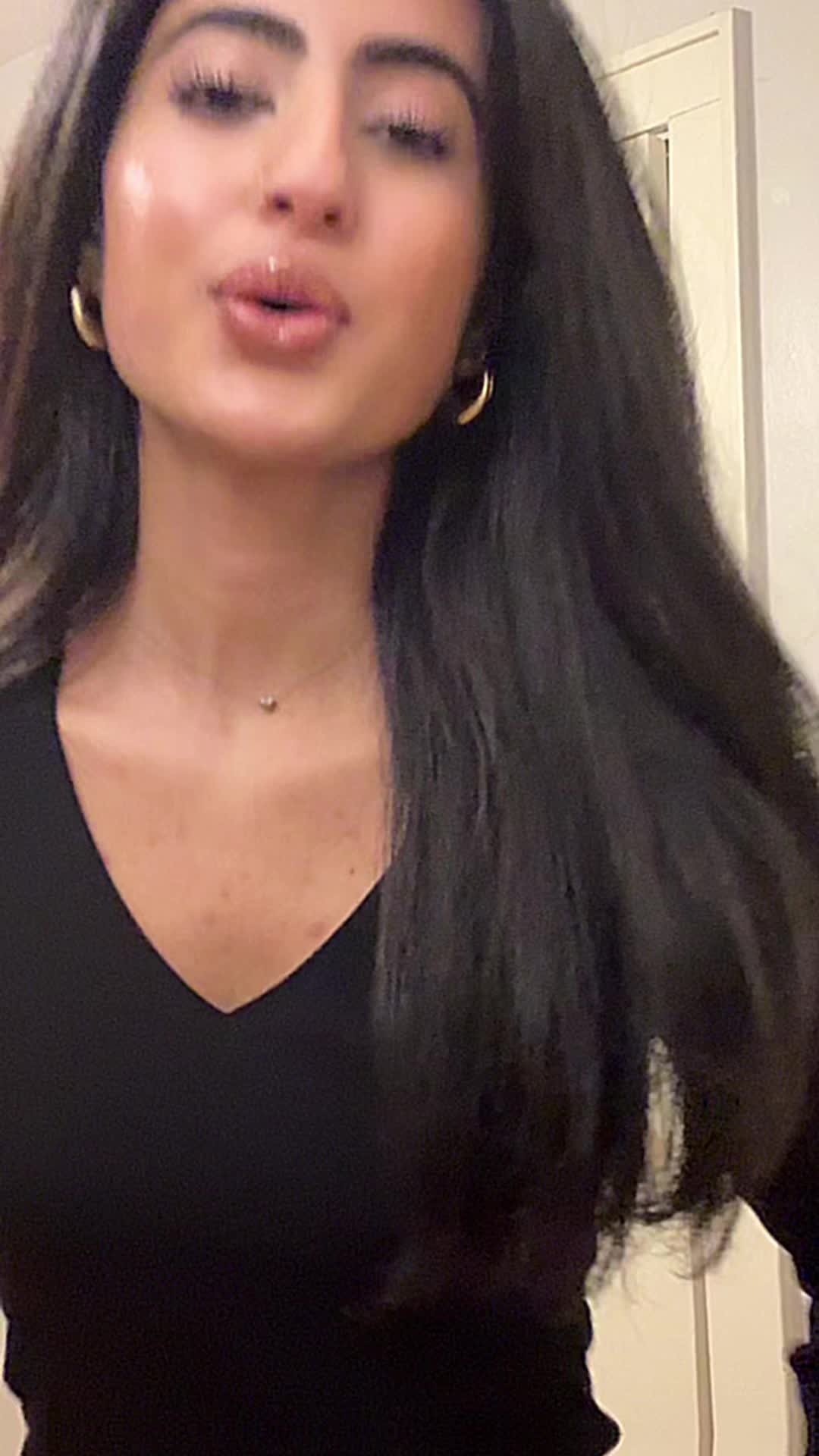 @Bhumika🤍