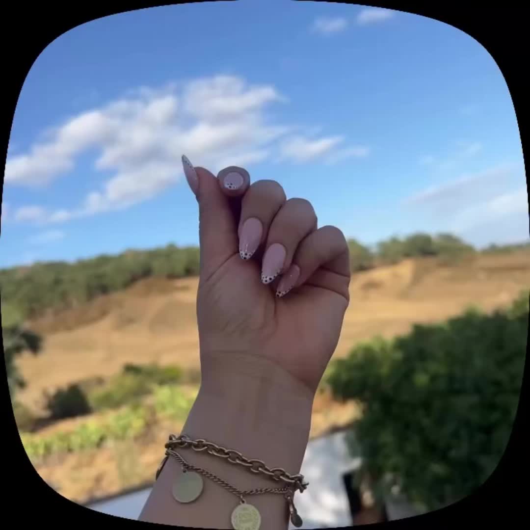 @R🎀