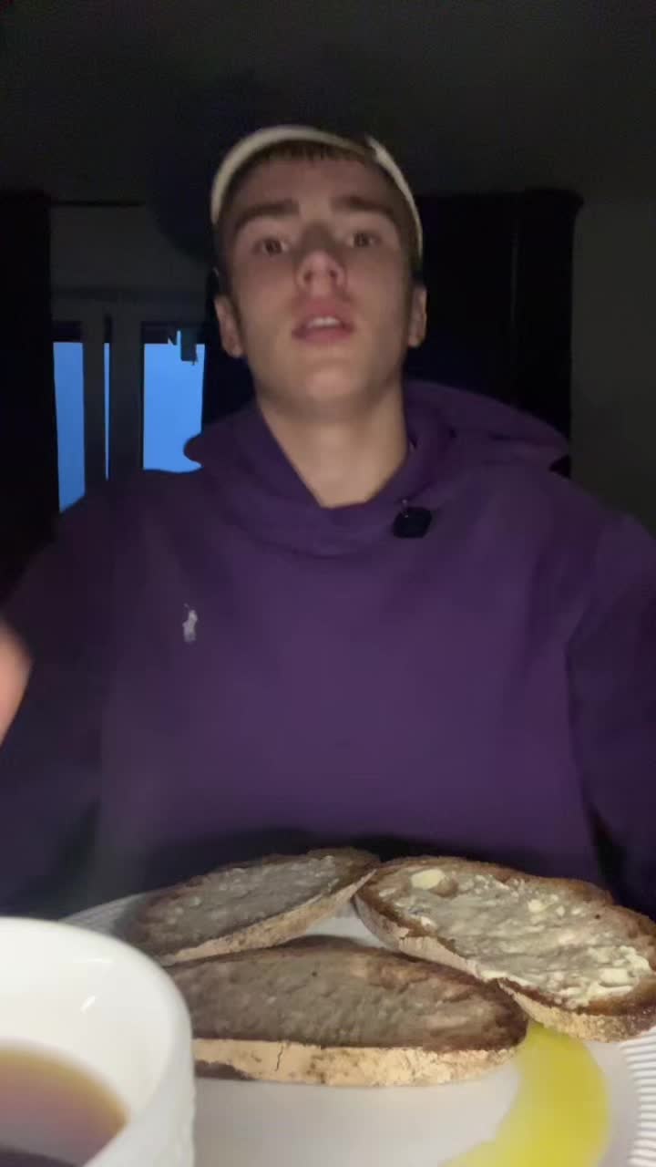 @Antoni&iexcl;