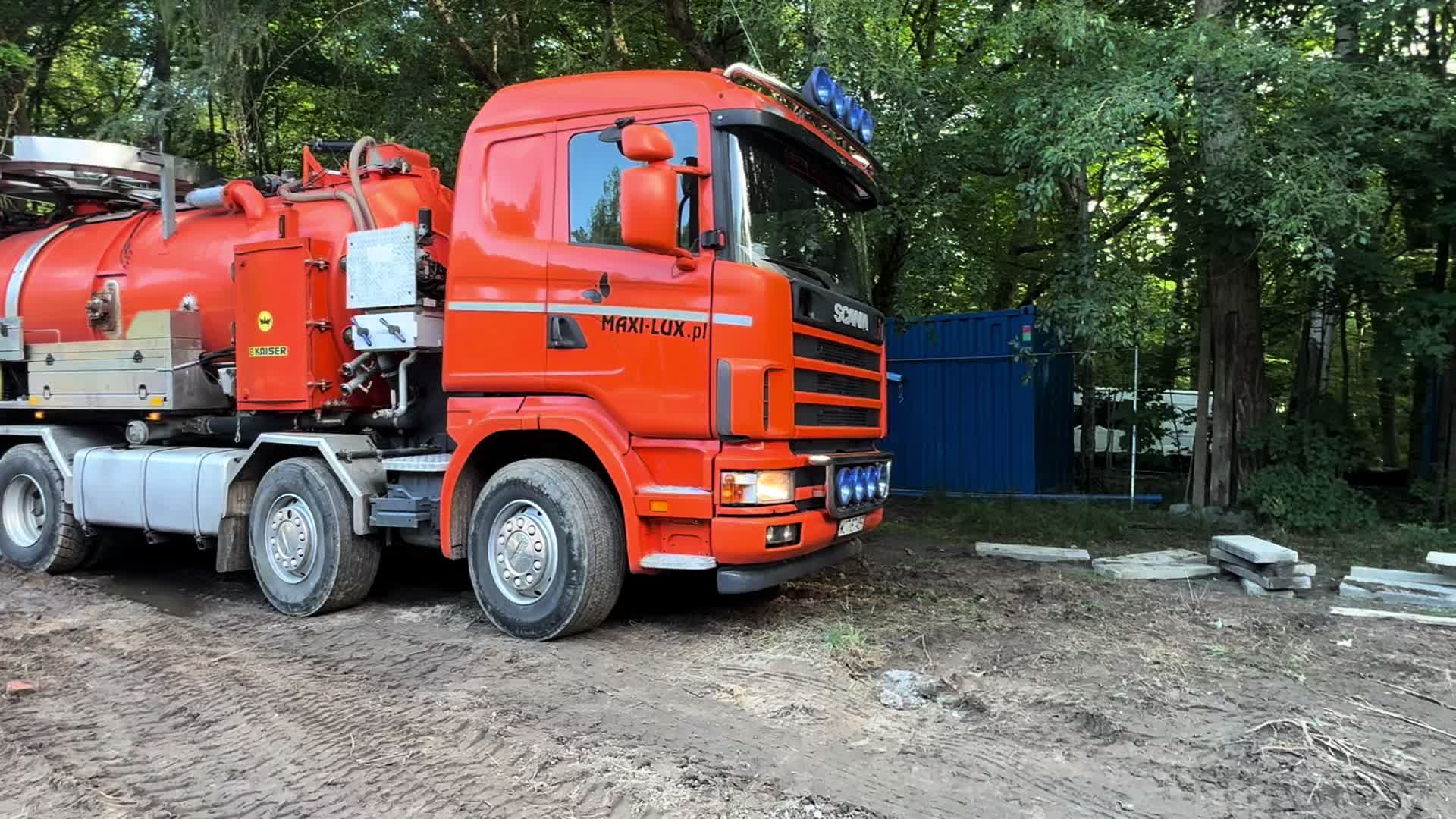 @maxi-lux.pl