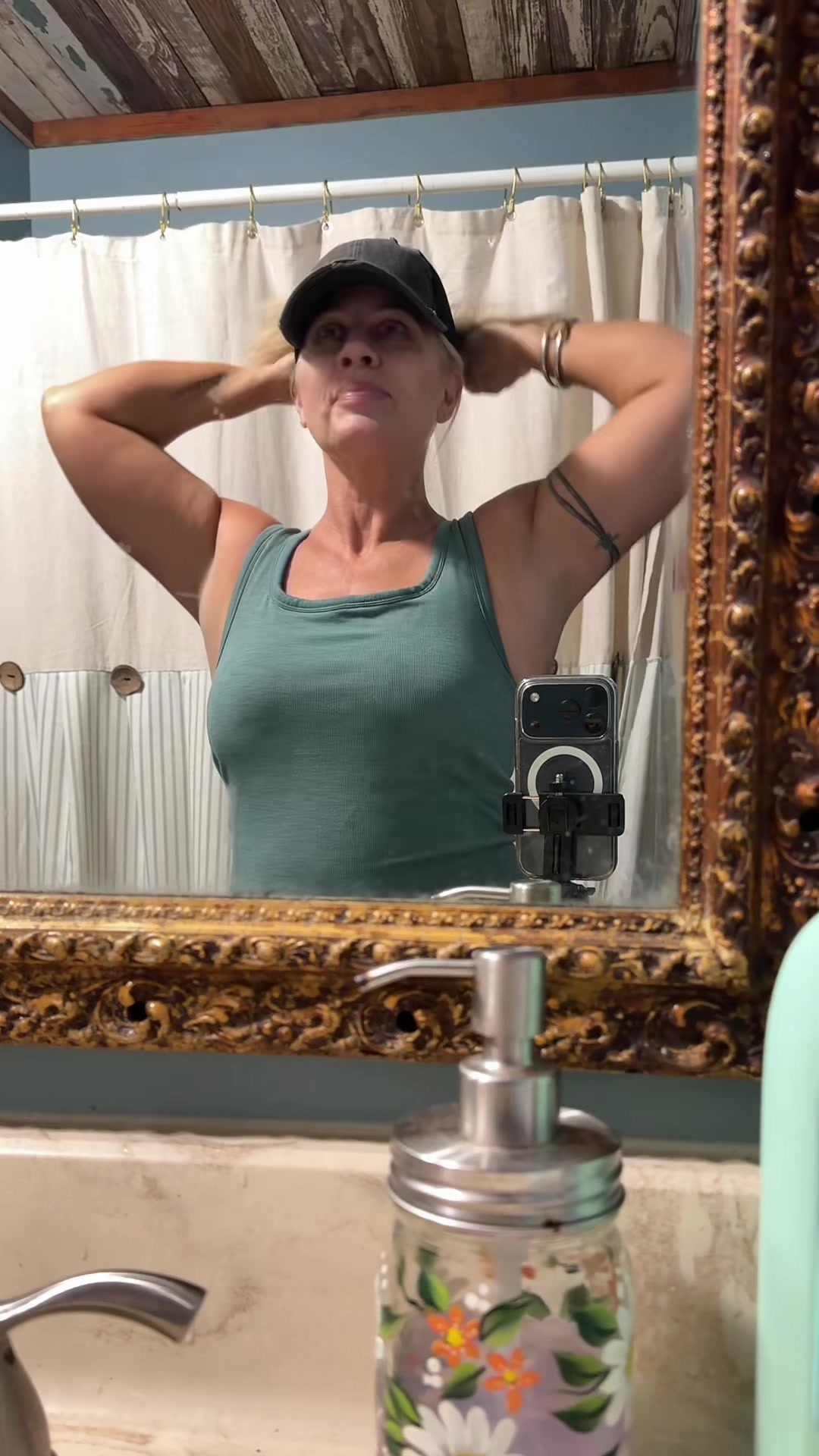 @Kristi J 🦋