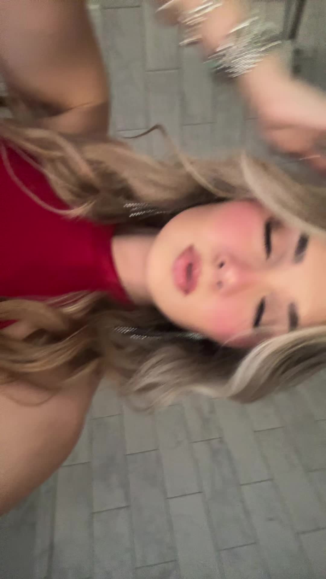 @anna