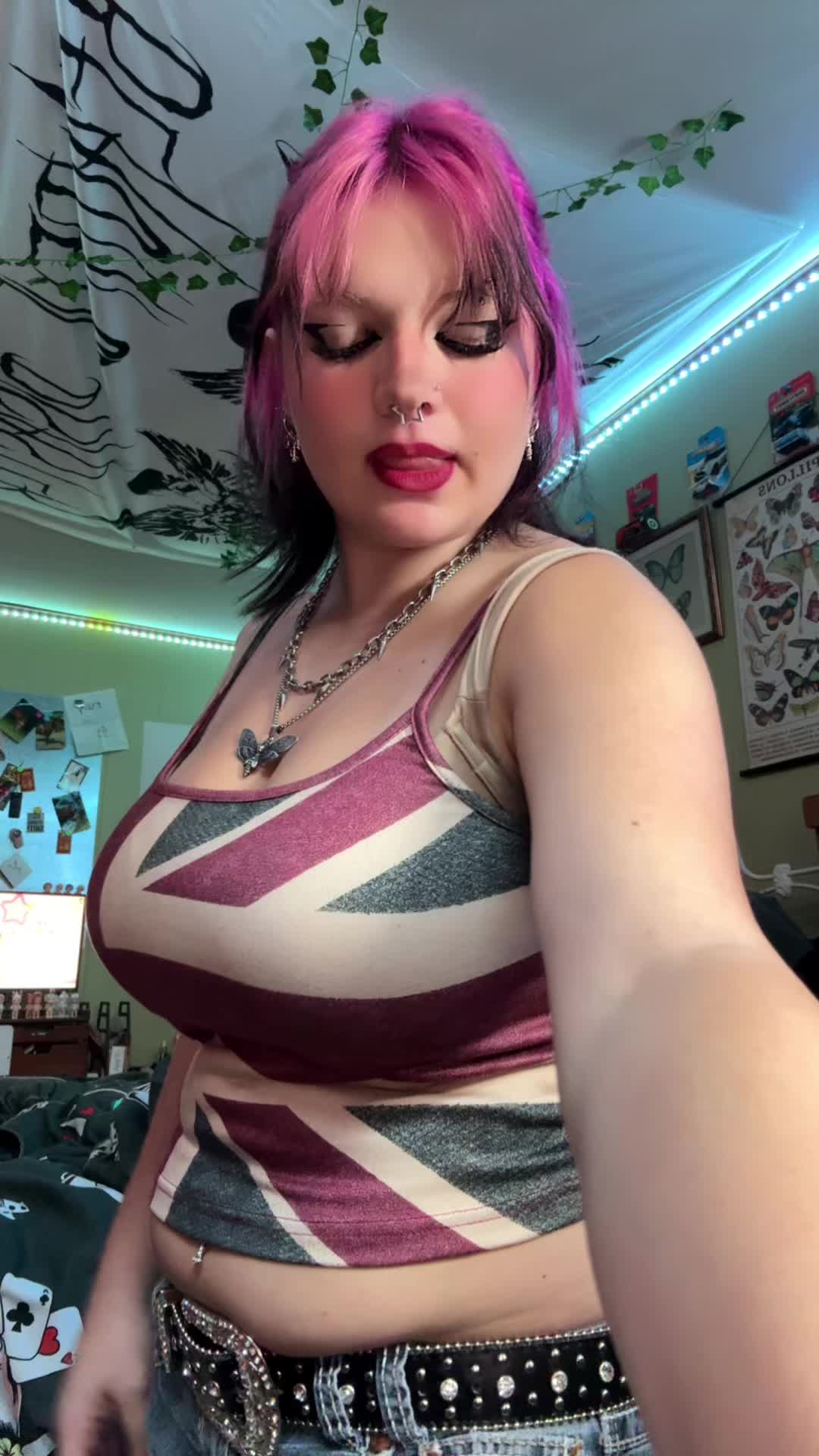 @RubyGloom51